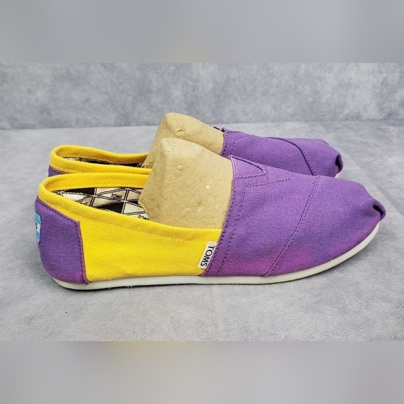 TOMS Collegiate Purple & Yellow Slip On ECU or LSU Fans Size 8.5W - Picture 2 of 11